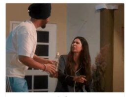 ਪੰਜਾਬੀ ਐਕਟ੍ਰਸ ਸੋਨਮ ਬਾਜਵਾ ਦੀ ਨਵੀ ਫਿਲਮ ਤੇ ਵਿਵਾਦ,ਫਿਲਮ ਵਿੱਚ ਹੱਥ ਵਿਚ ਸਿਗਰੇਟ ਤੇ ਸ਼ਰਾਬ ਦੀ ਬੋਤਲ ਫੜੇ ਨਜ਼ਰ ਆ ਰਹੀ ਹੈ ਸੋਨਮ,ਫਿਲਮ ਤੇ ਪਾਬੰਦੀ ਦੀ ਮੰਗ